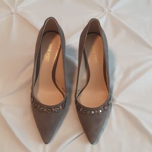 BNWOT - Nine West Gray Suede 3 inch Heels